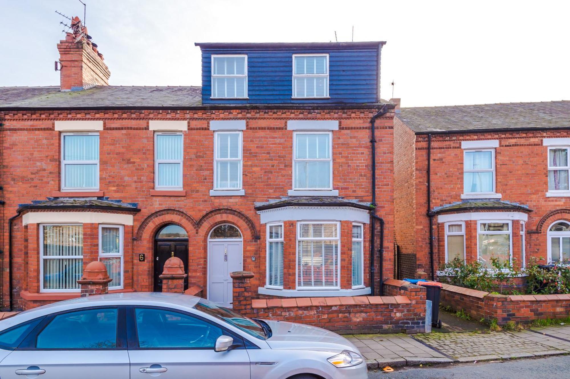 Large 7 Bedroom Town House In Chester City Centre エクステリア 写真